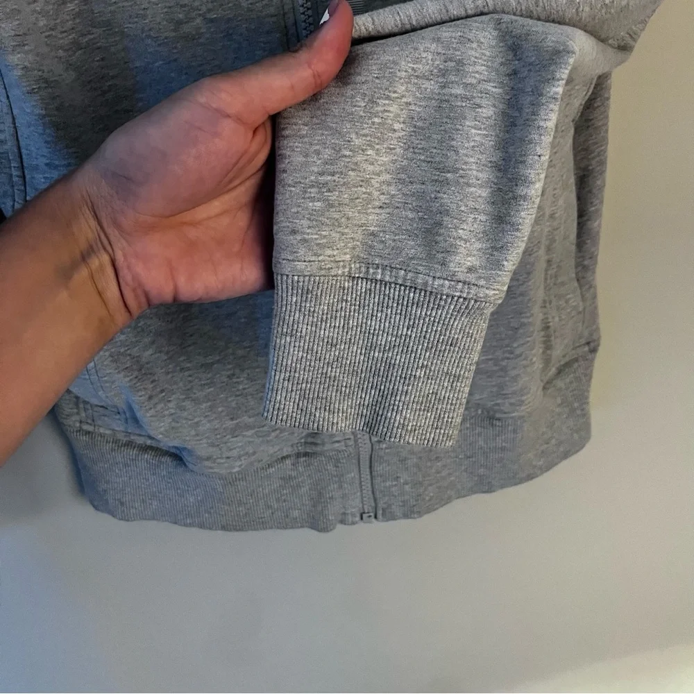 Lululemon Split Hoodie Jacket Heathered Light Grey Women’s Size 6 - Picture 6 of 9